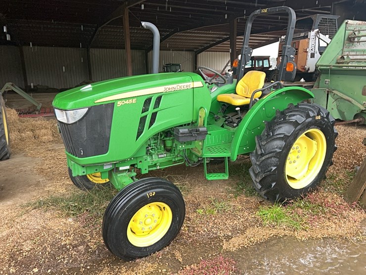 john-deere-5045e-image-20