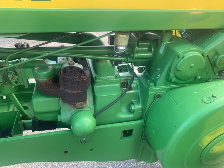 john-deere-520-image-12