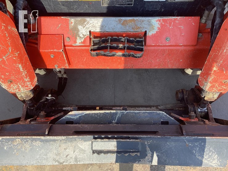 2017-kubota-svl75-2-image-10