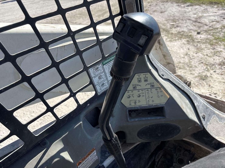 2018-bobcat-t750-image-20