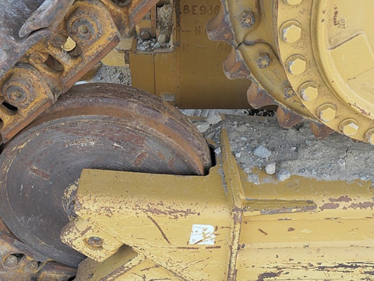 caterpillar-d5m-image-19