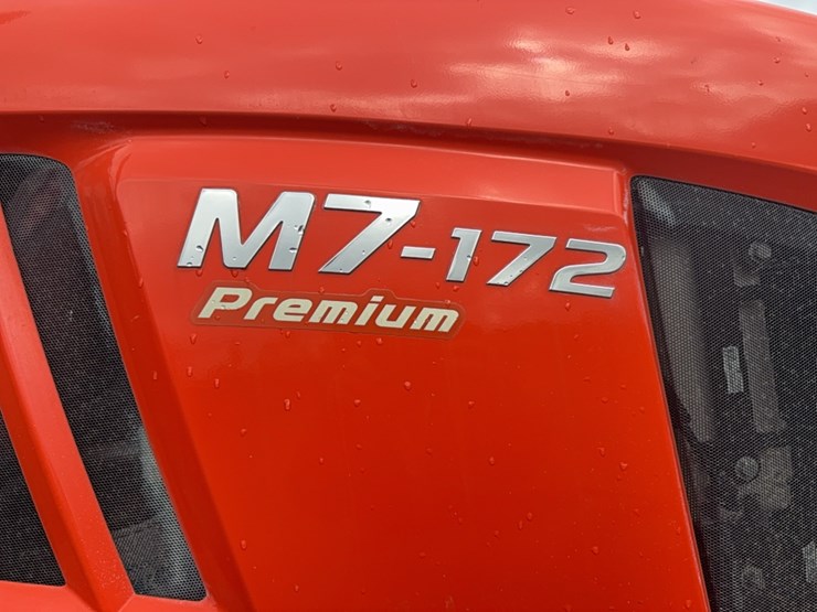 kubota-m7-172-premium-image-38