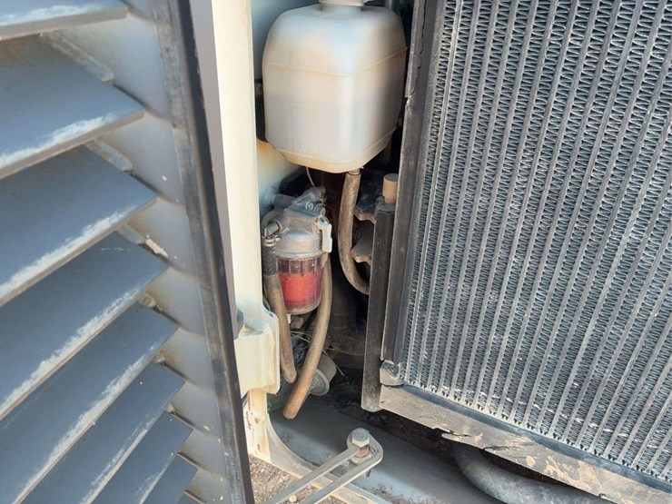 2019-takeuchi-tl8-image-20