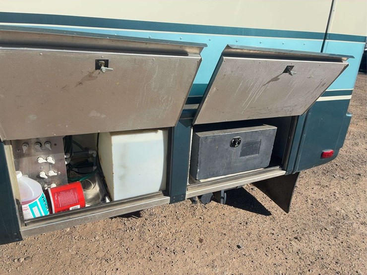 1997-chevrolet-p30-image-122