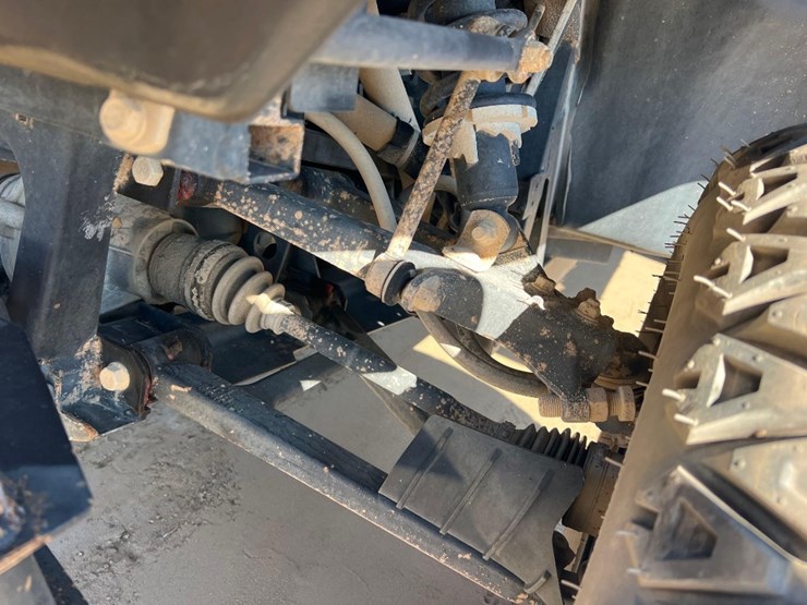 2019-kubota-rtvx1140-image-12