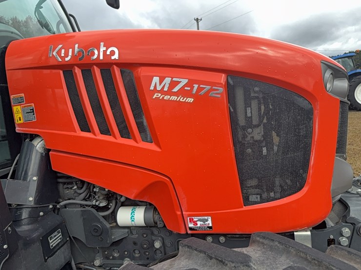 kubota-m7-172-premium-image-40