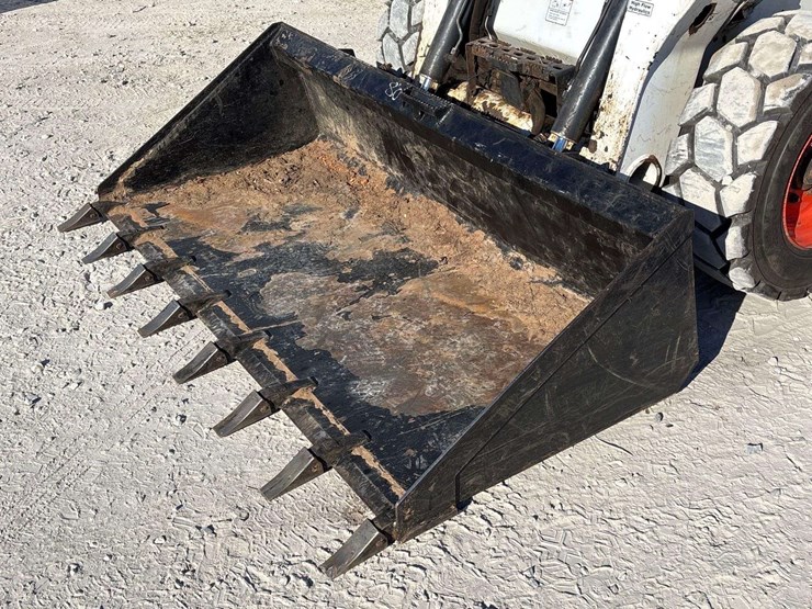 2017-bobcat-s650-image-7