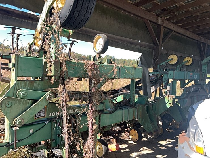 john-deere-8-image-5