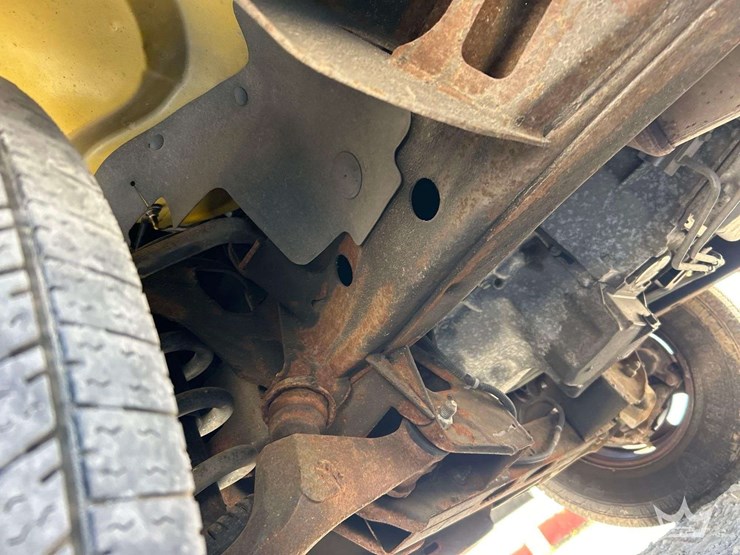 2019-gmc-3500-image-18