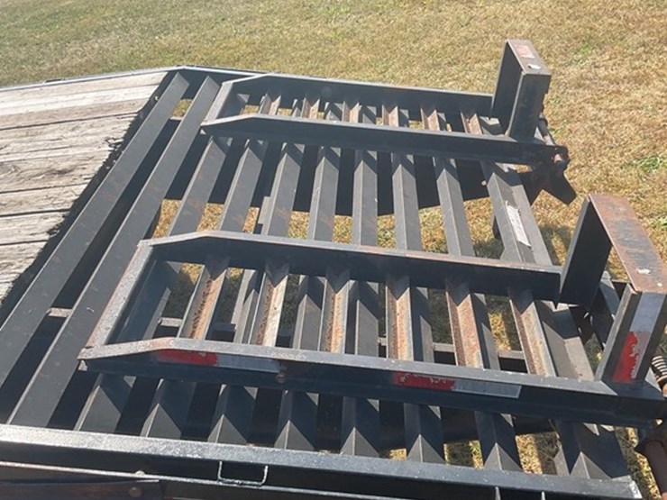 #70-•-2005-imperial-trailer-image-16