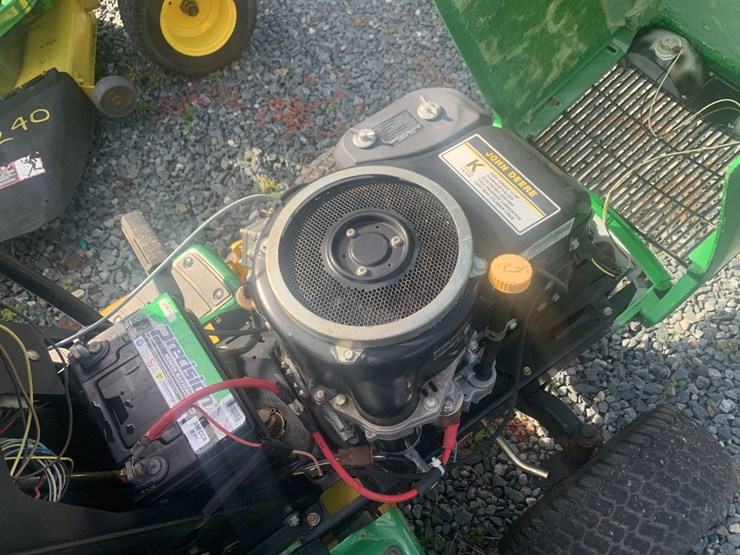 john-deere-gt242-image-7