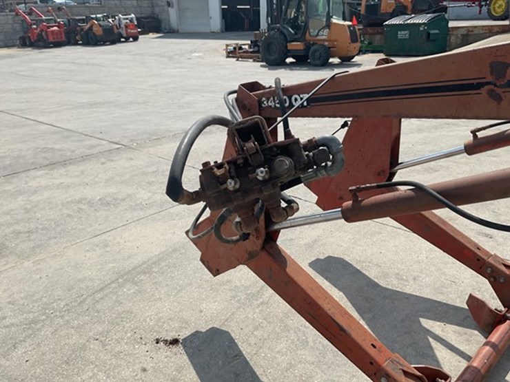 #73-•-bush-hog-3450-loader-image-10