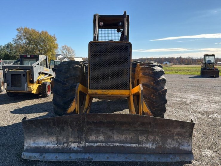 1985-john-deere-640c-image-8
