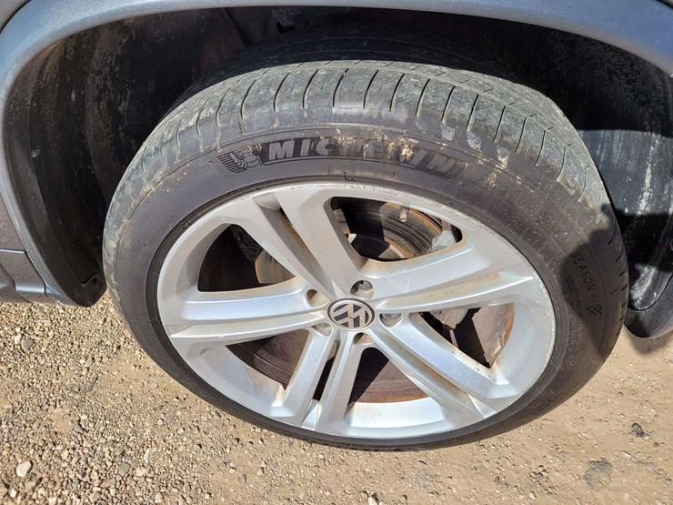 2015-volkswagen-tiguan-image-20