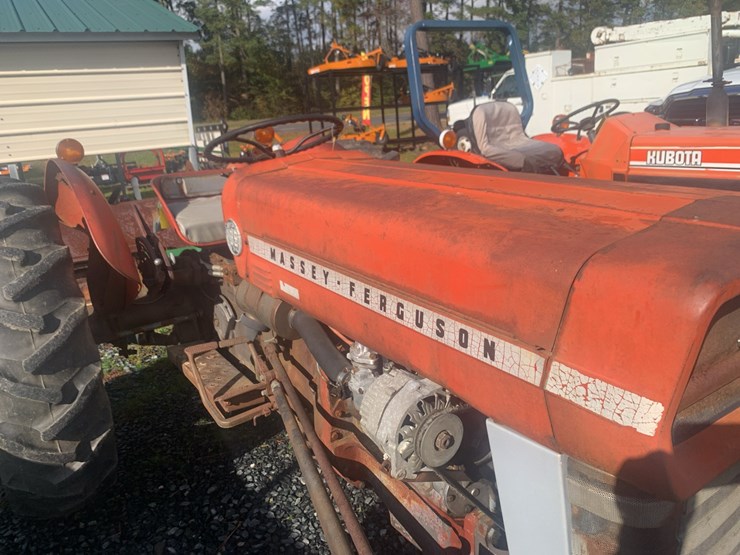 massey-ferguson-135-image-14