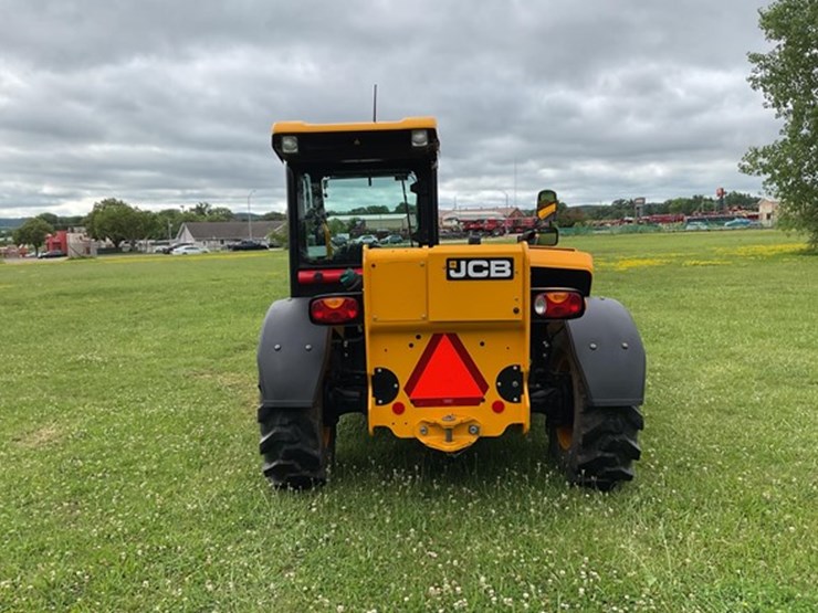 2022-jcb-525-60-image-6