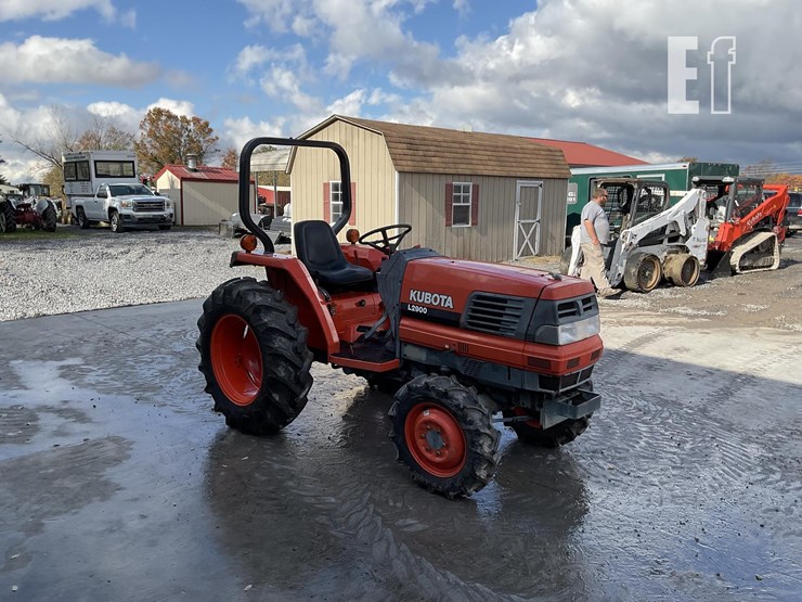 1995-kubota-l2900-image-6