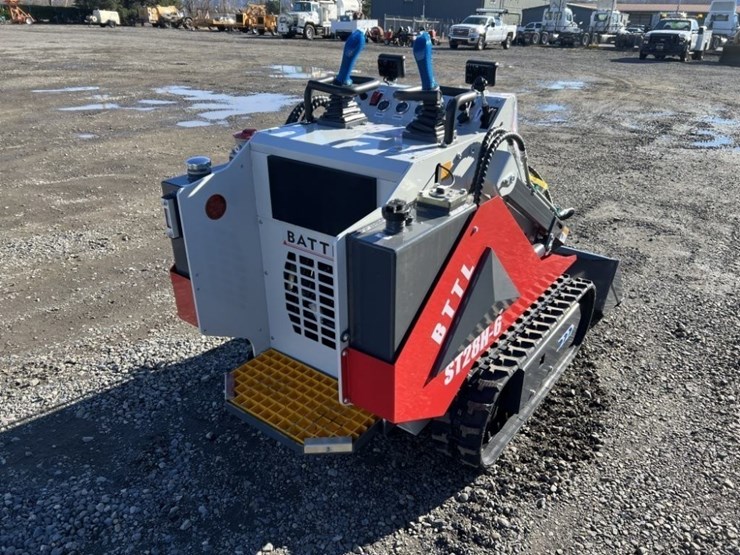 2025-battler-st28h-6-mini-compact-track-loader-image-4