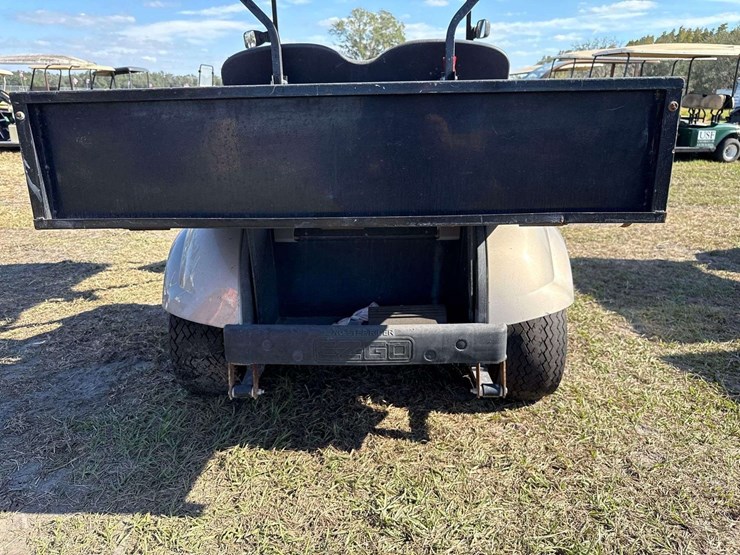 e-z-go-txt-48-electric-utility-cart-image-9