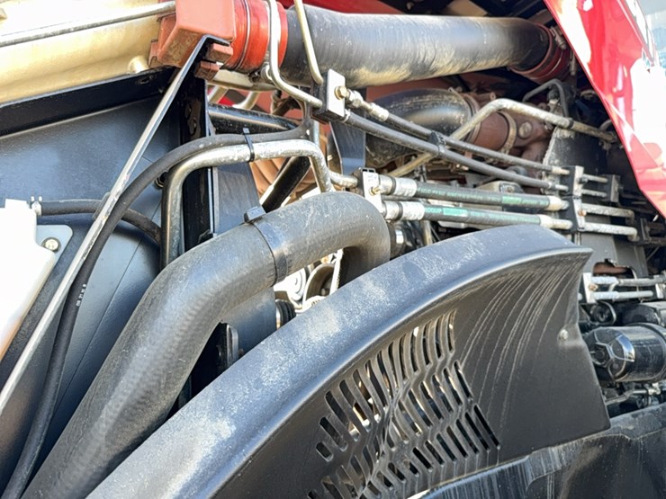 2017-case-ih-magnum-250-image-59