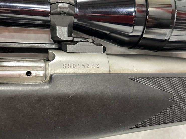#8067-•-weatherby-mark-v,-300-wby-mag-bolt-action-rifle,-sn:-ss015262,-(neenah,-wi)-image-17