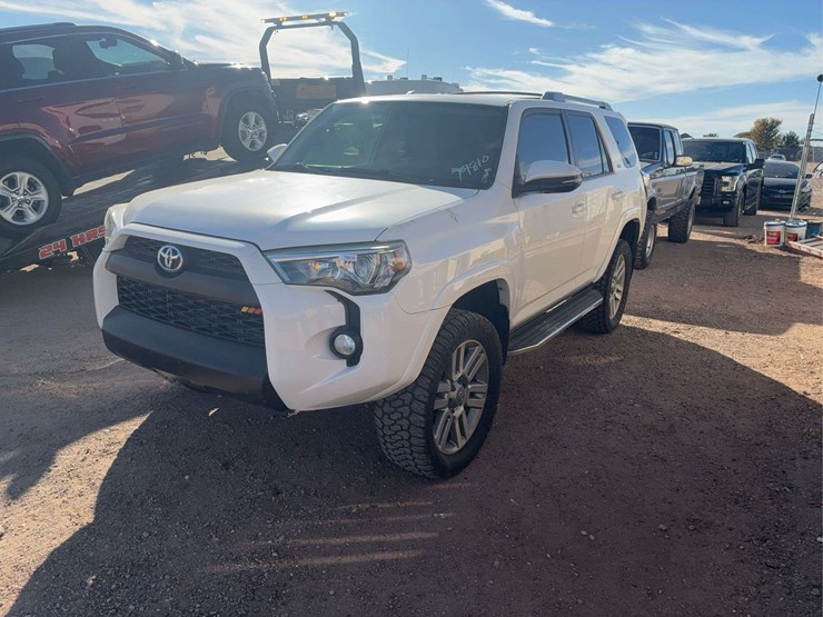 2016-toyota-4-runner-image-1