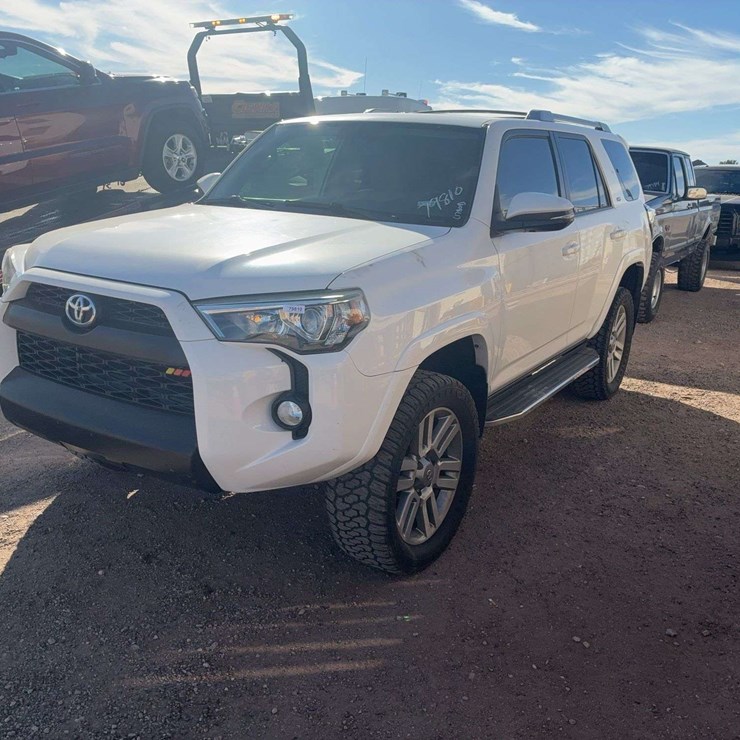 2016 TOYOTA 4 RUNNER