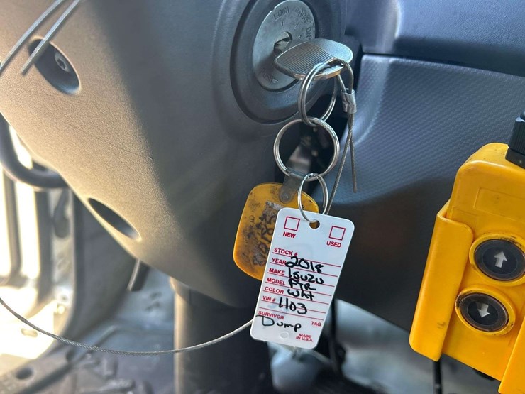 2018-isuzu-ftr-image-32