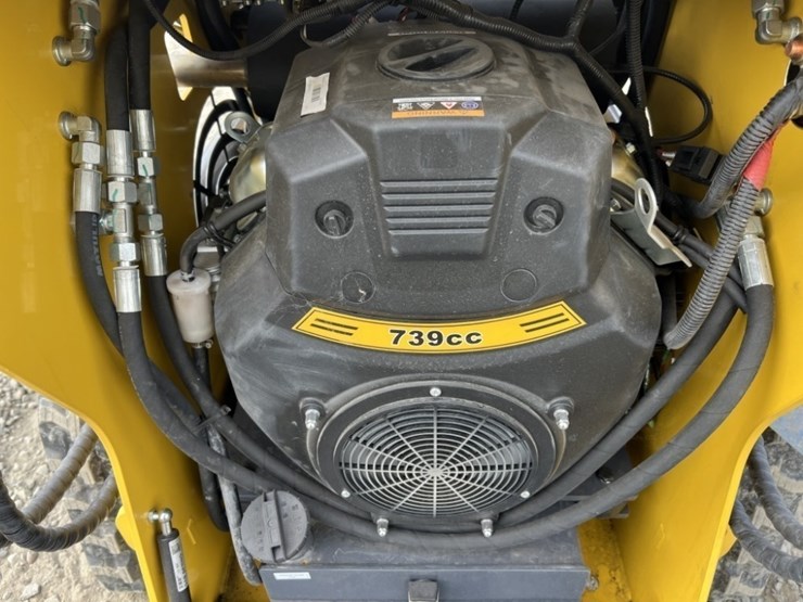 2025-land-hero-ldh-t460-mini-compact-track-loader-image-11