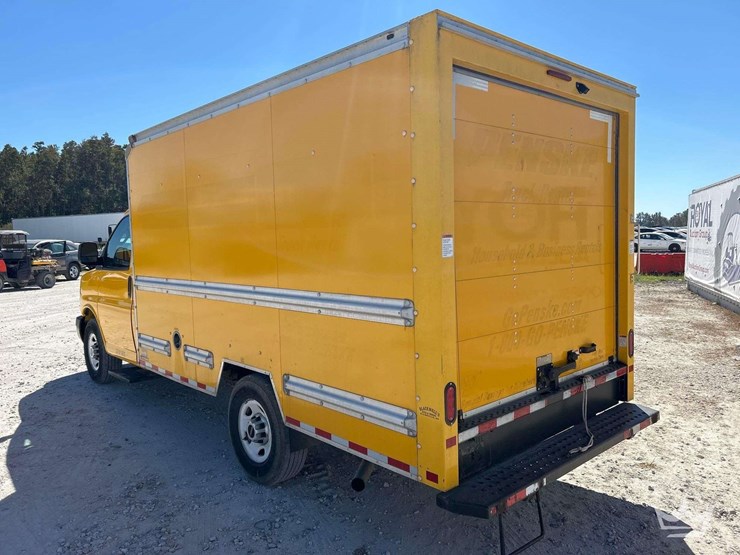 2019-gmc-3500-image-4