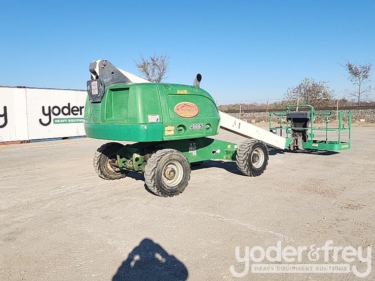 2014-jlg-400s-image-1