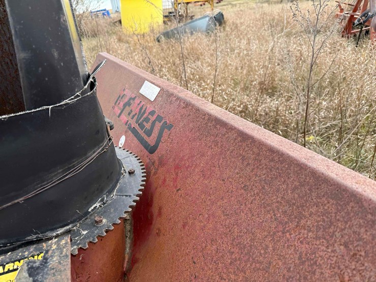 loftness-snowblower-image-2