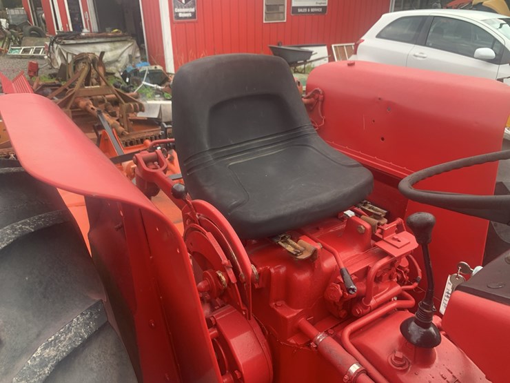 international-444-image-11