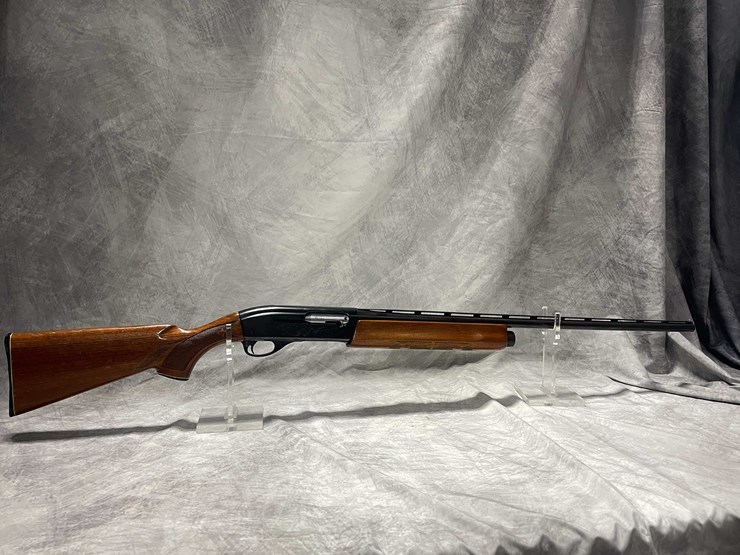 #7037-•-remington-model-1100,-20-ga.-semi-auto-shotgun,-sn:-l012523x,-(neenah,-wi)-image-1