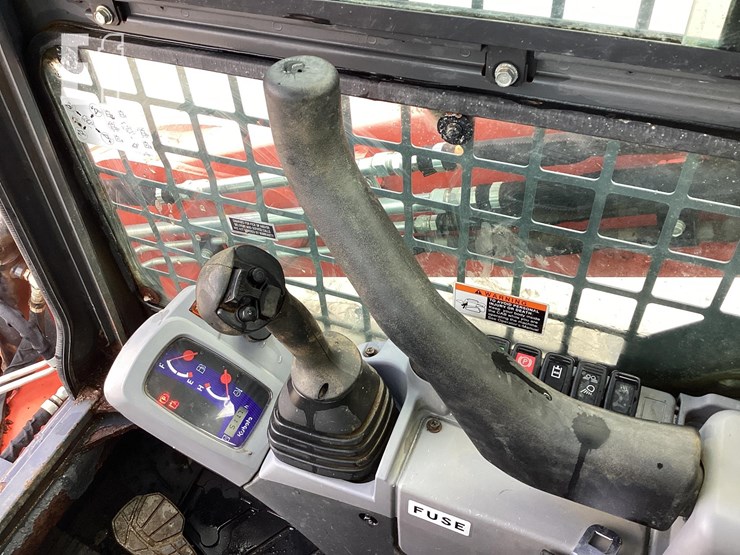 2020-kubota-svl65-2-image-15