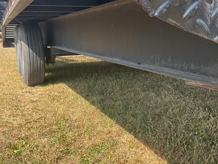 #70-•-2005-imperial-trailer-image-14