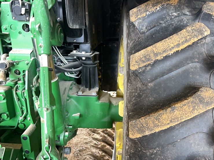 john-deere-6215-image-10