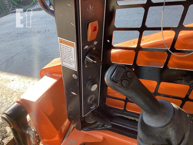 2021-gehl-rt105-image-15