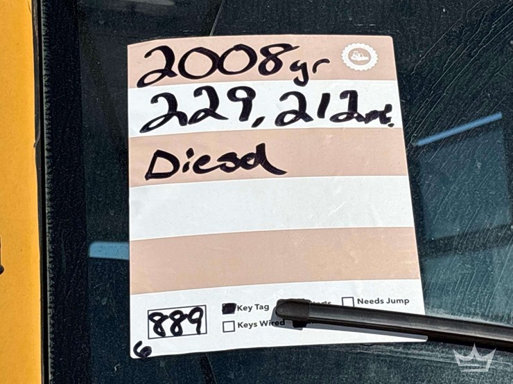 2008-freightliner-b2-image-28