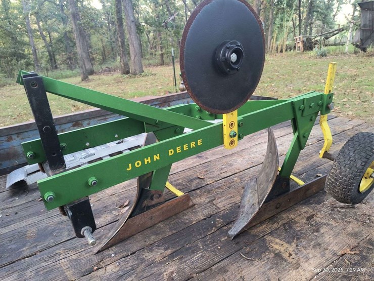 john-deere-2-image-3