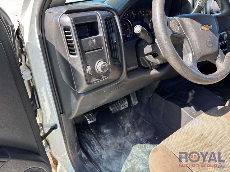 2015-chevrolet-silverado-1500-image-17