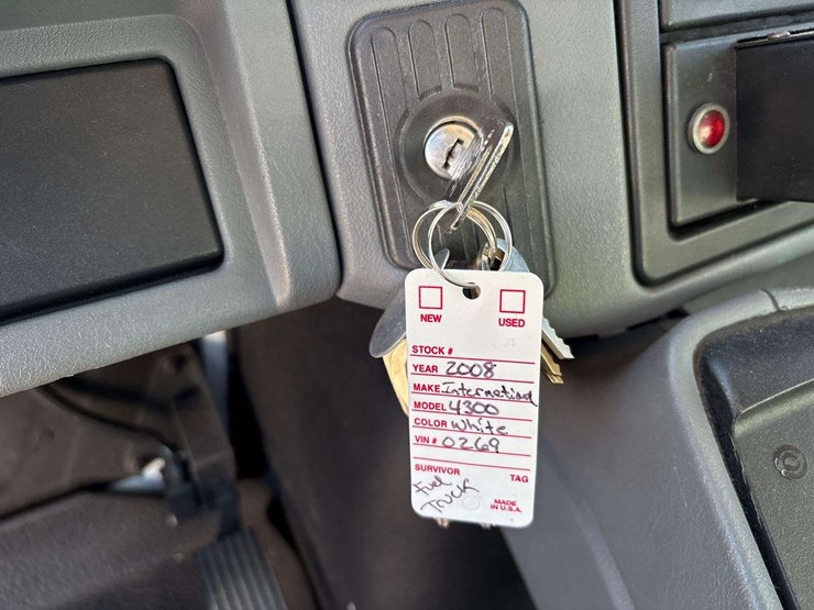 2006-international-durastar-4300-image-47