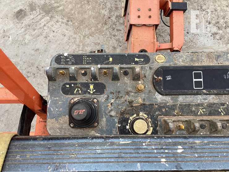 2007-jlg-600s-image-13