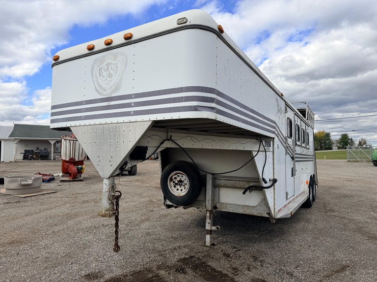 #2153-•-s&s-gooseneck-horse-trailer-image-3