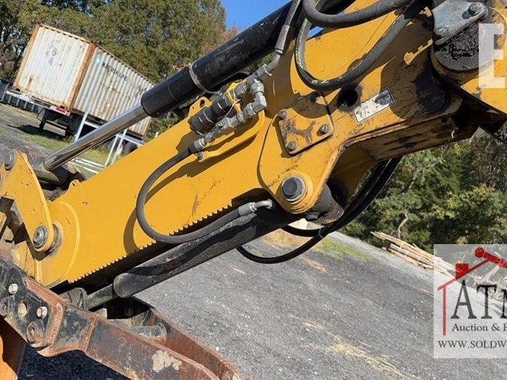 caterpillar-420f2-it-image-28