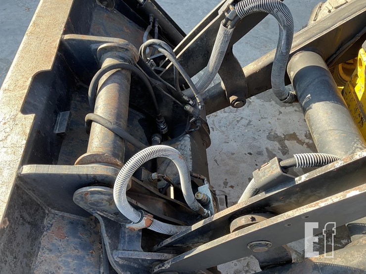 1999-caterpillar-416c-image-13