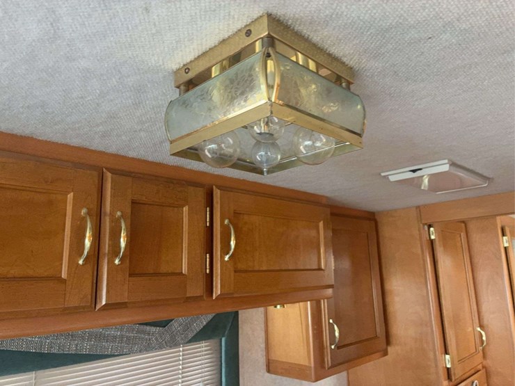 1997-chevrolet-p30-image-49