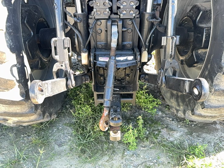 2017-case-ih-magnum-250-image-19