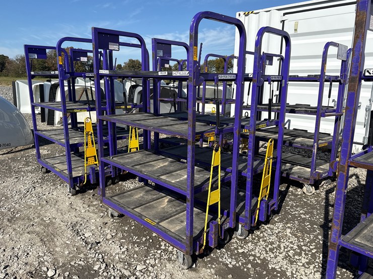 #28440-•-lot-of-(2)-industrial-warehouse-carts-image-1