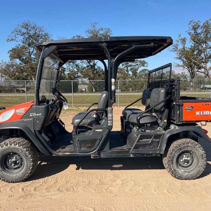 2019 KUBOTA RTVX1140